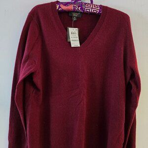 Women's Charter Club Burgundy V Neck Cashmere sweater XL NWT
